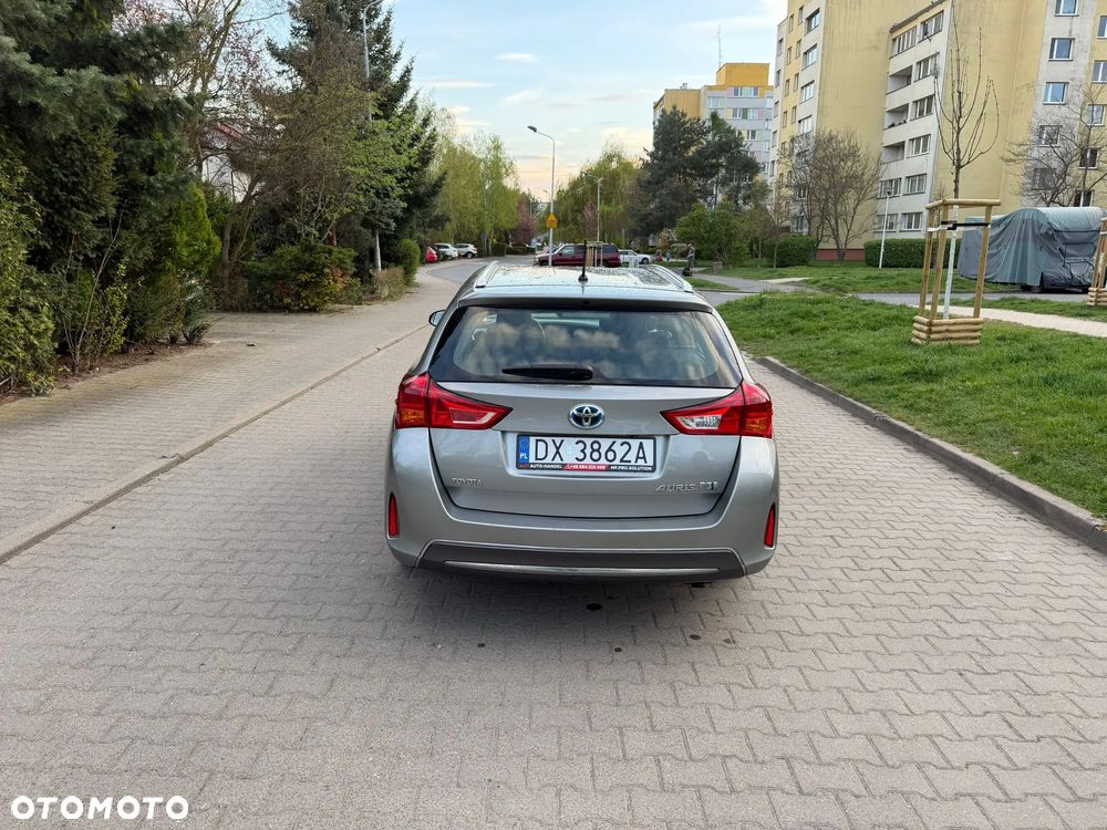 Toyota Auris 1.8 HSD Luna - 3