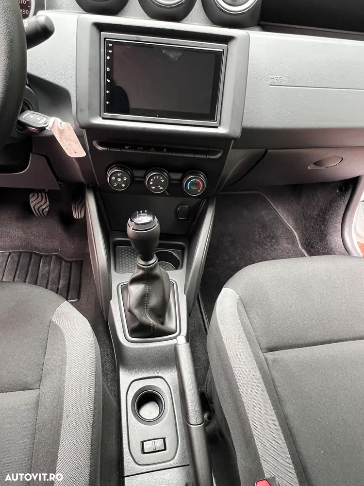 Dacia Duster SCe 115 2WD Comfort - 11