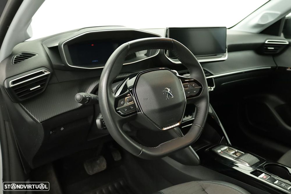 Peugeot 208 1.2 PureTech Allure EAT8 - 7