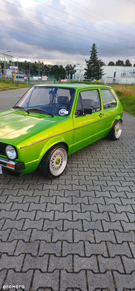 Volkswagen Golf - 2