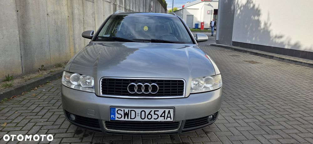 Audi A4 Avant 2002 photo 2
