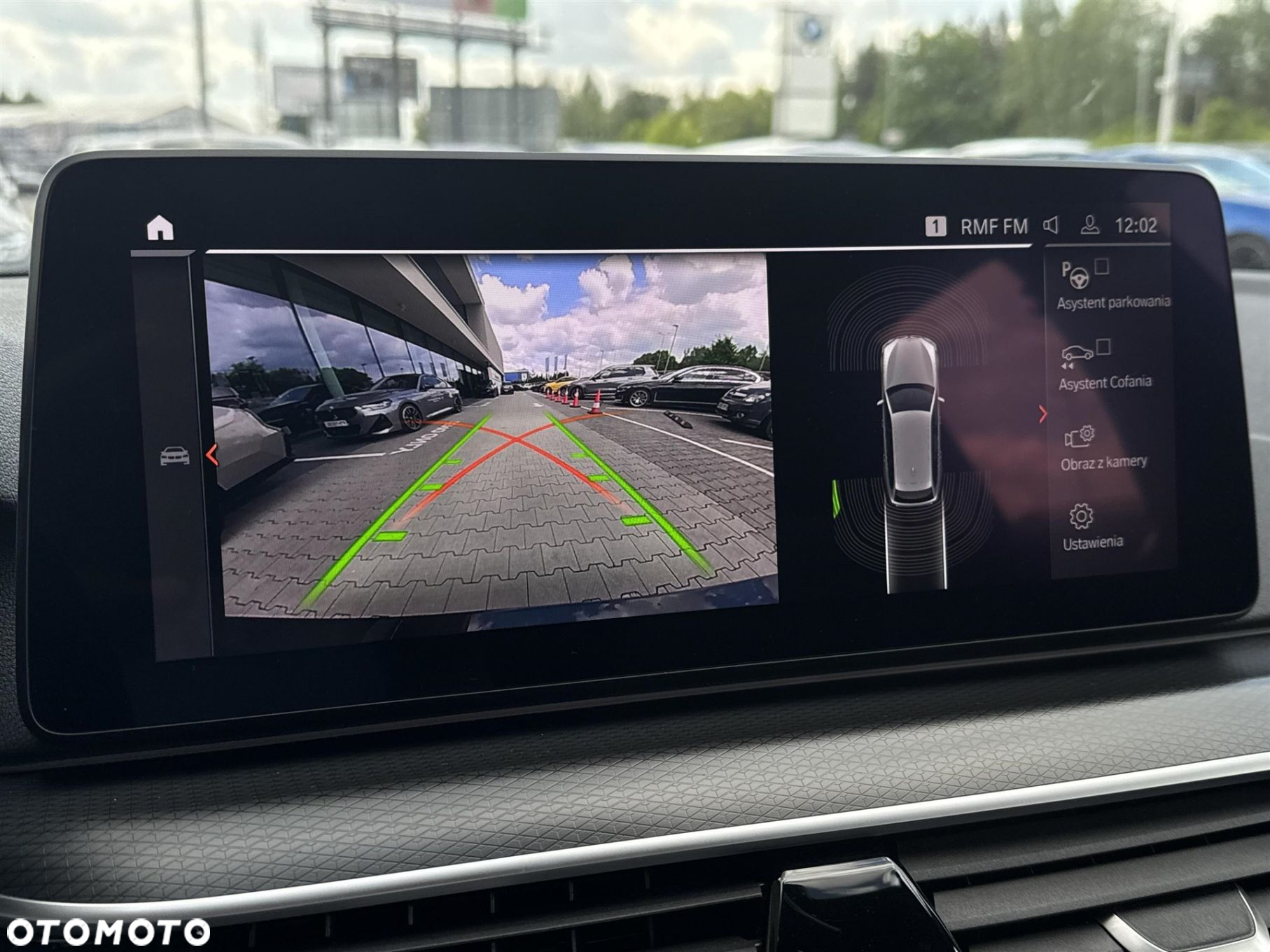 BMW Seria 5 520d xDrive - 12