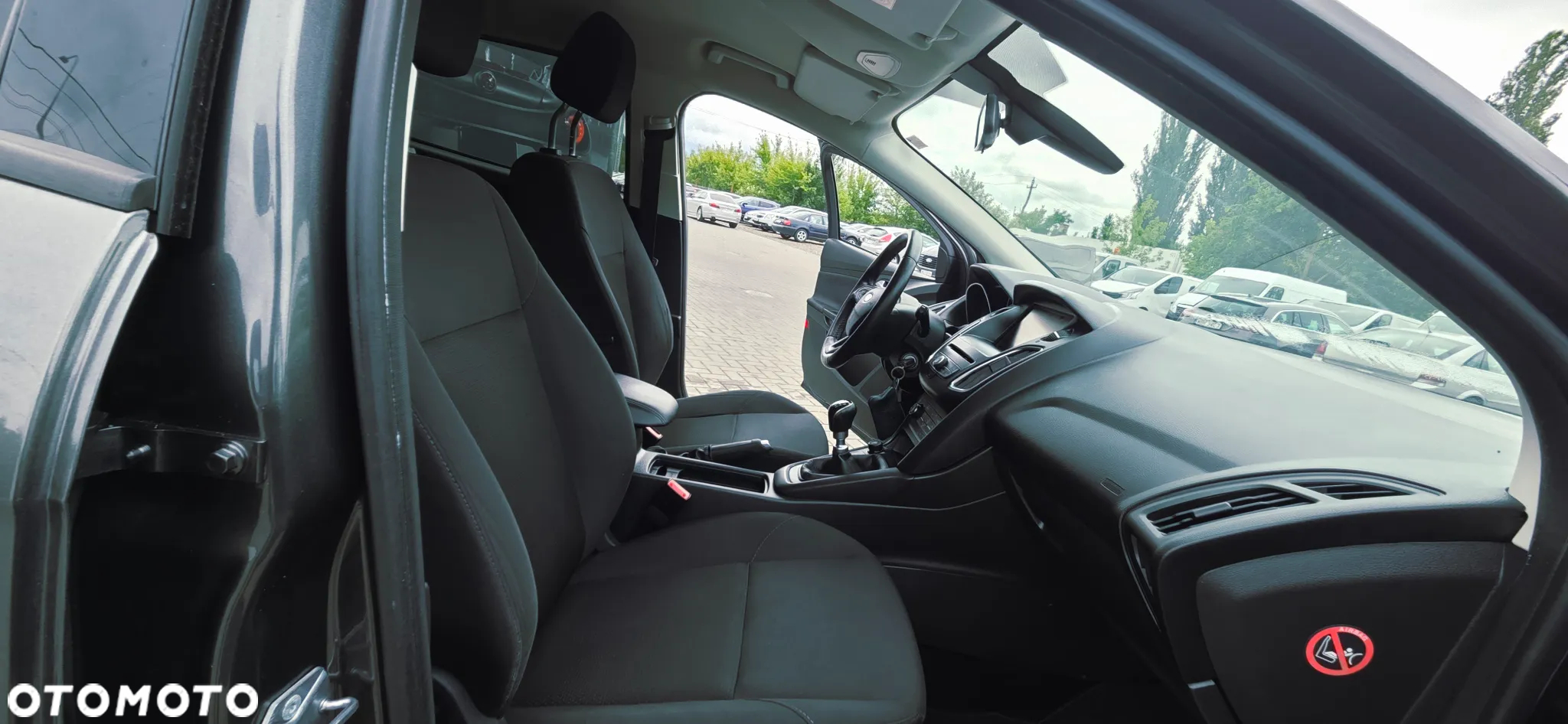Ford Focus 1.5 EcoBlue Start-Stopp-System TITANIUM DESIGN - 35