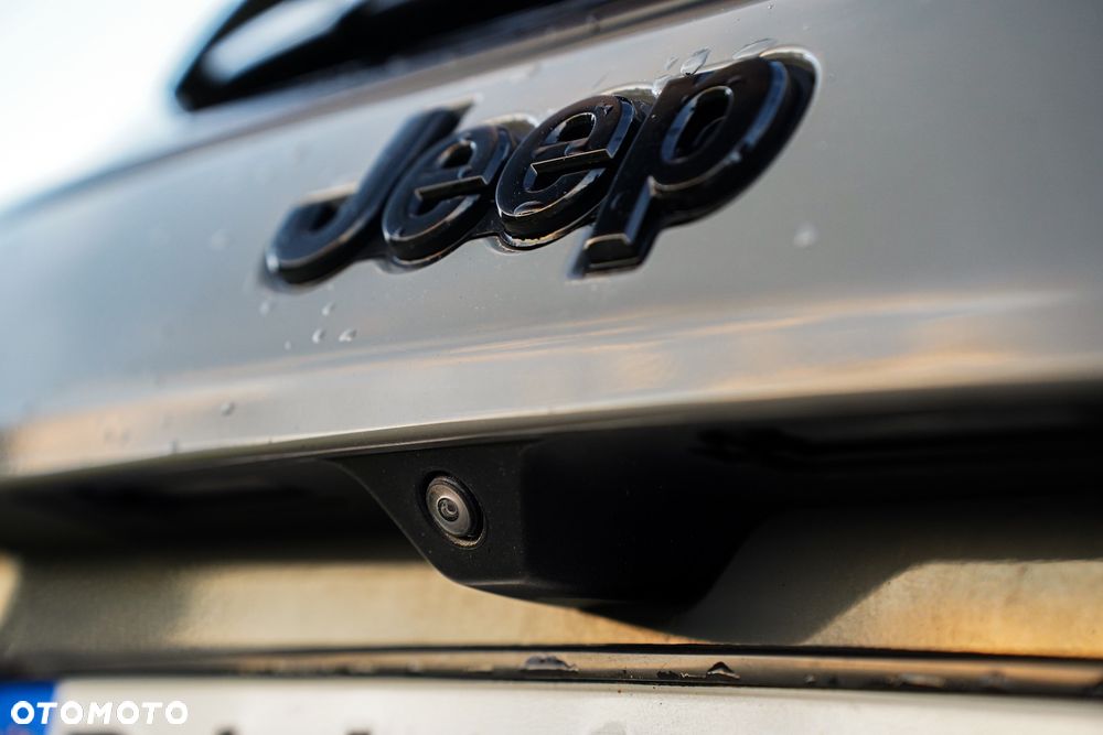 Jeep Compass - 18