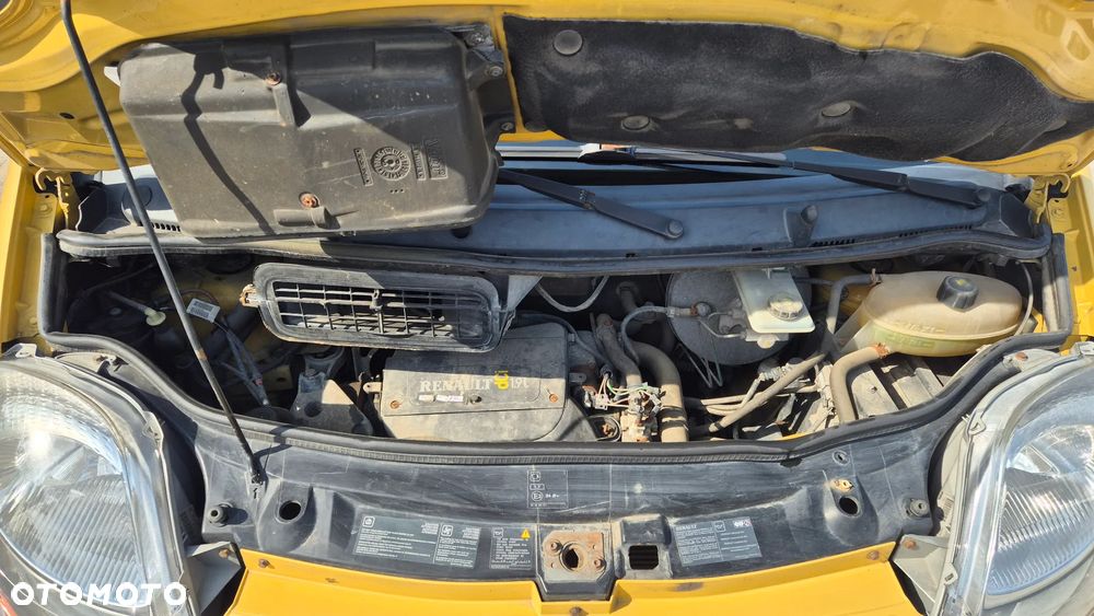 Renault Trafic - 11