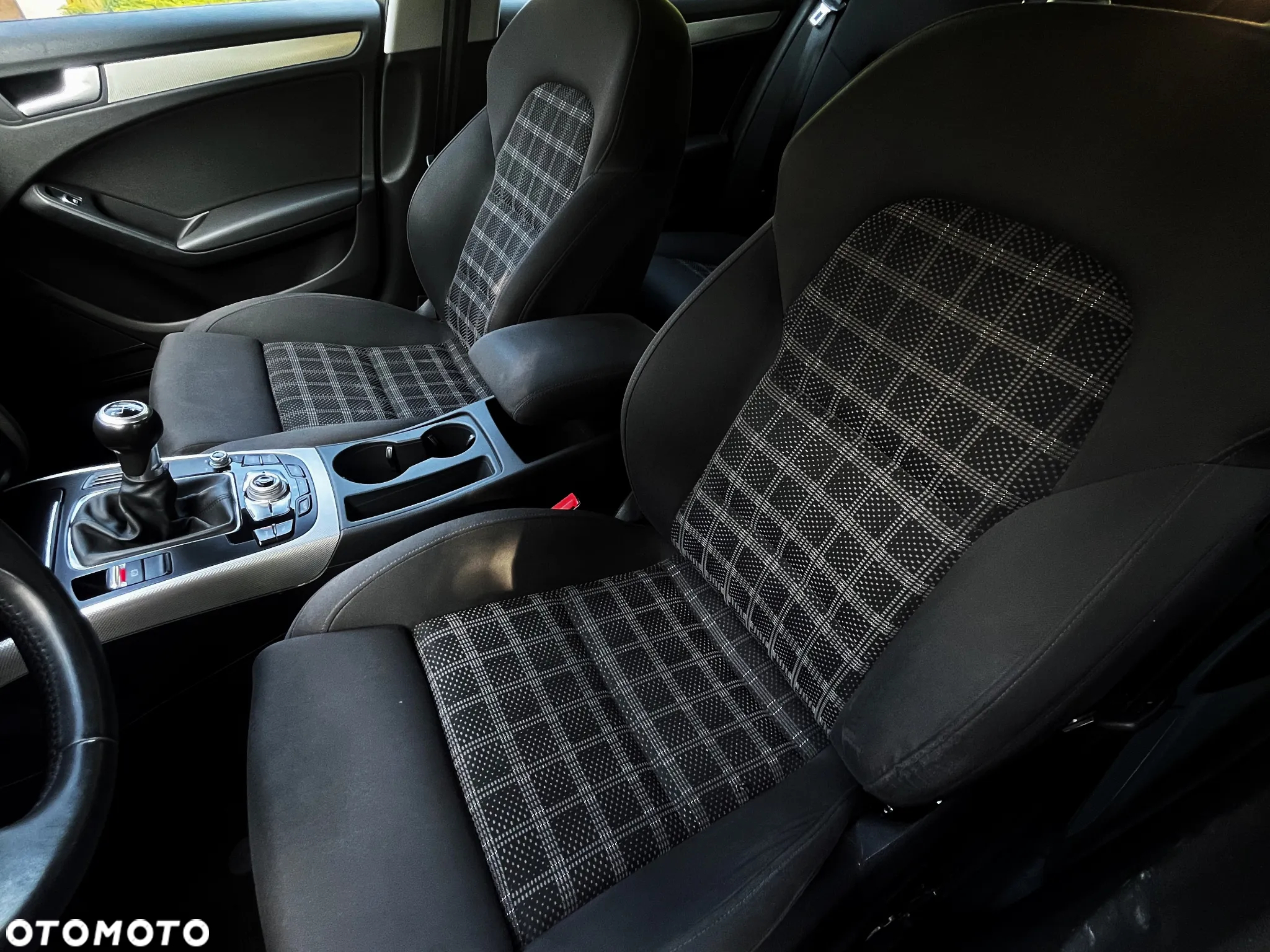 Audi A4 2.0 TDI Quattro Line - 8