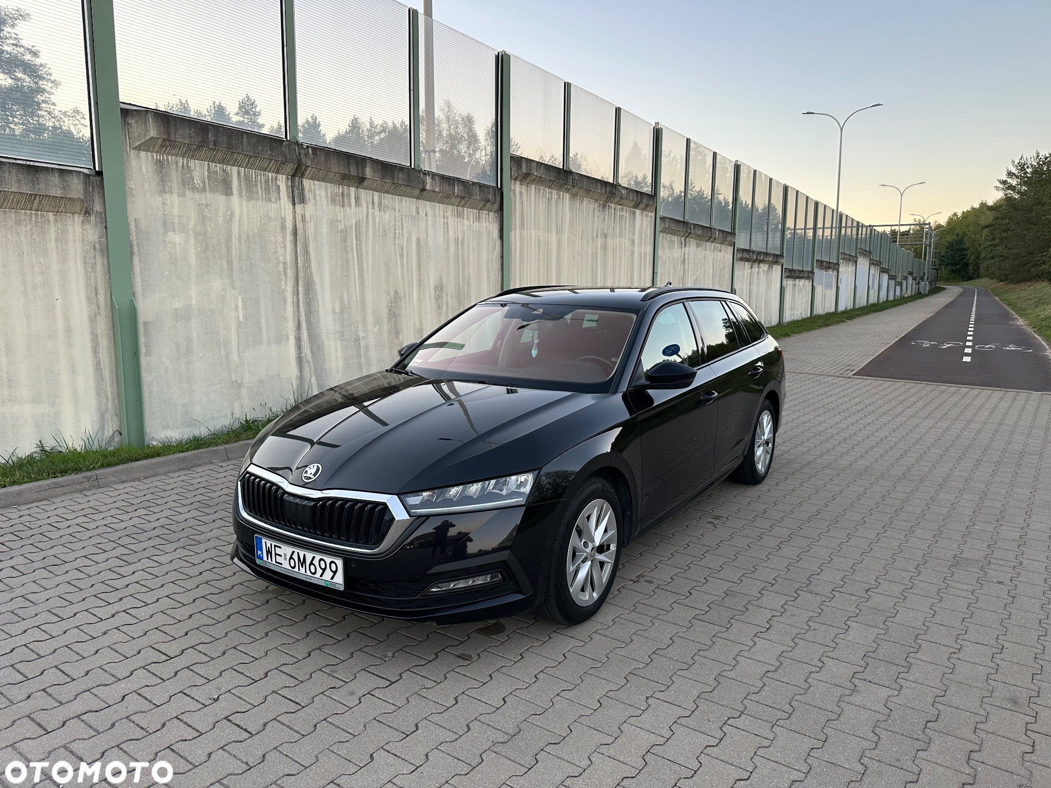 Skoda Octavia 2.0 TDI Ambition DSG - 8