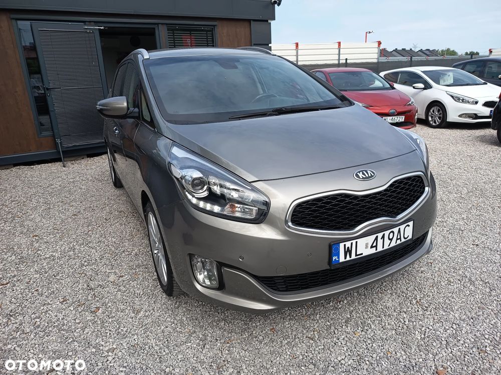 Kia Carens 1.6 GDI Attract - 8