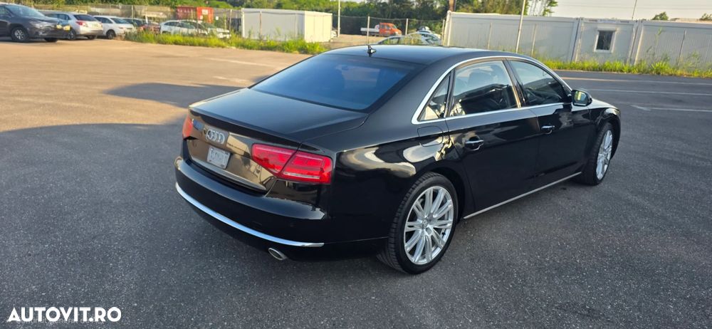 Audi A8 - 7