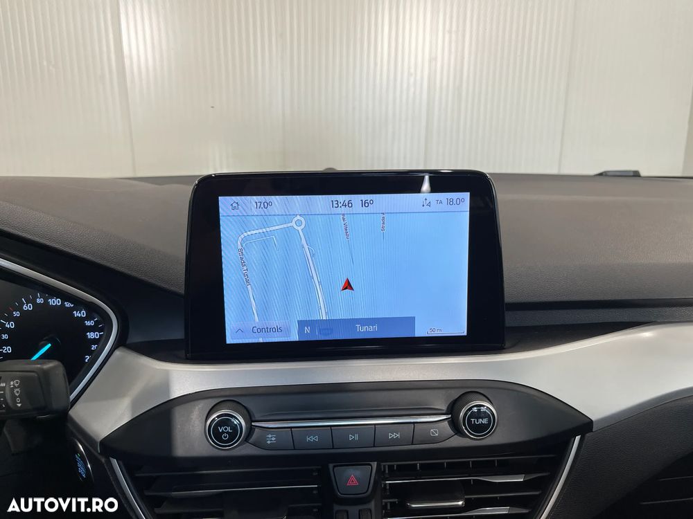 Ford Focus 1.0 EcoBoost Trend Edition - 16