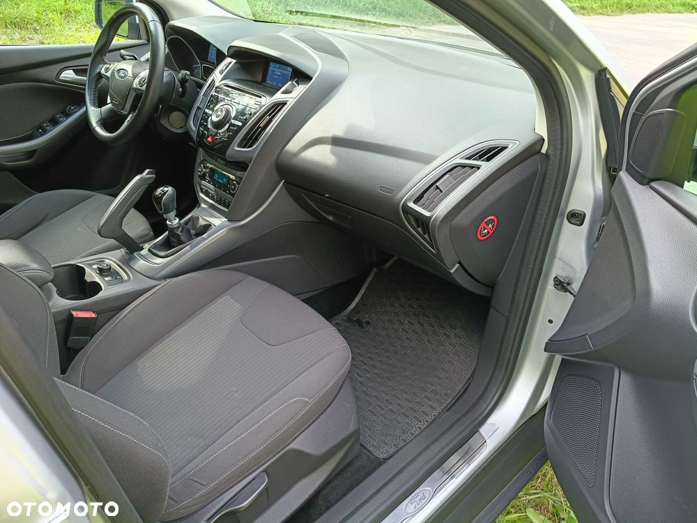 Ford Focus - 11