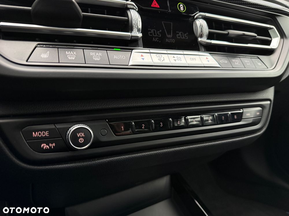 BMW Seria 2 220i M Sport - 26