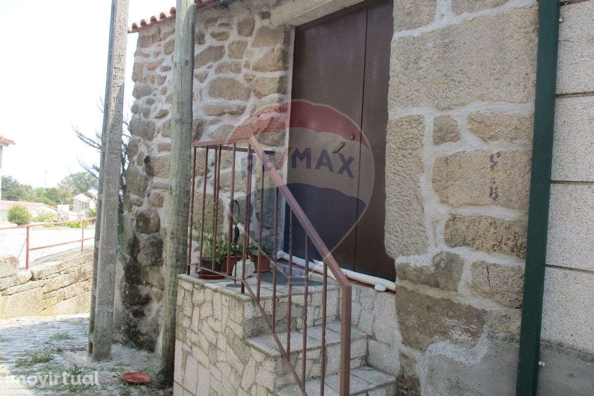 Moradia T1 para venda - Grande imagem: 3/14