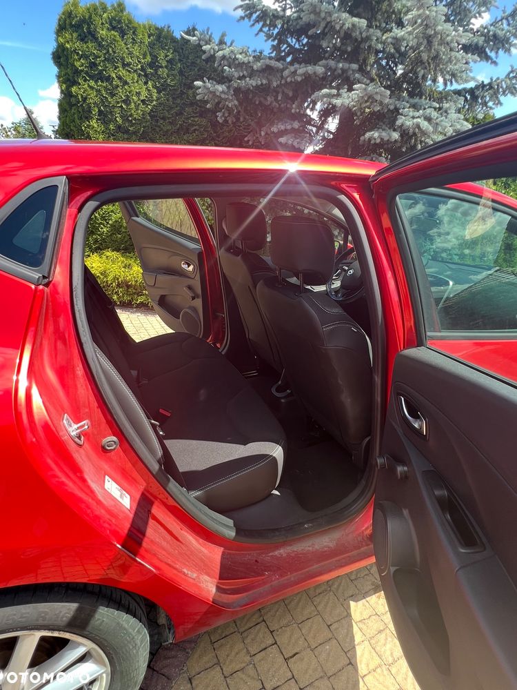 Renault Clio - 10