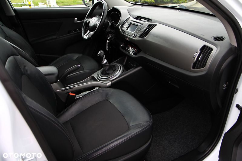 Kia Sportage 1.7 CRDI 2WD Attract - 8