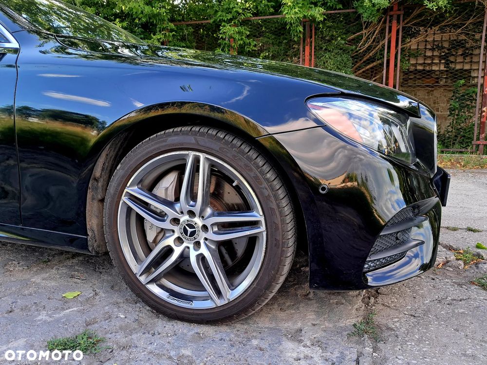 Mercedes-Benz Klasa E 300 9G-TRONIC AMG Line - 10