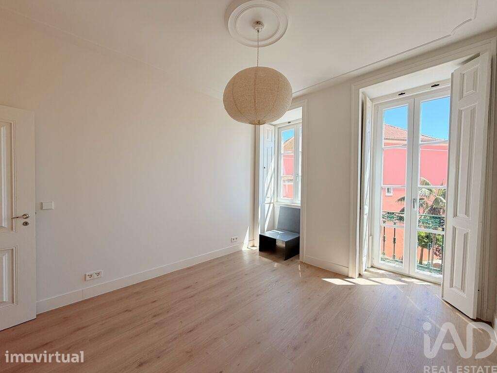Apartamento T2 em Alcântara de 81,09 m2 - Grande imagem: 5/38