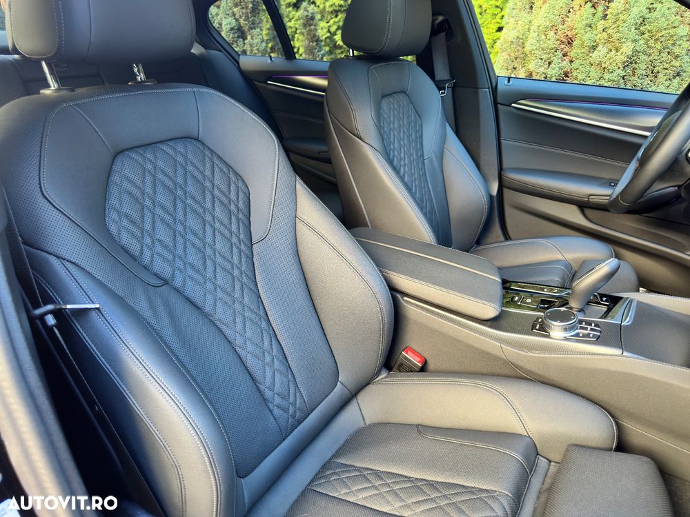 BMW Seria 5 530i Aut. M Sport Edition - 26