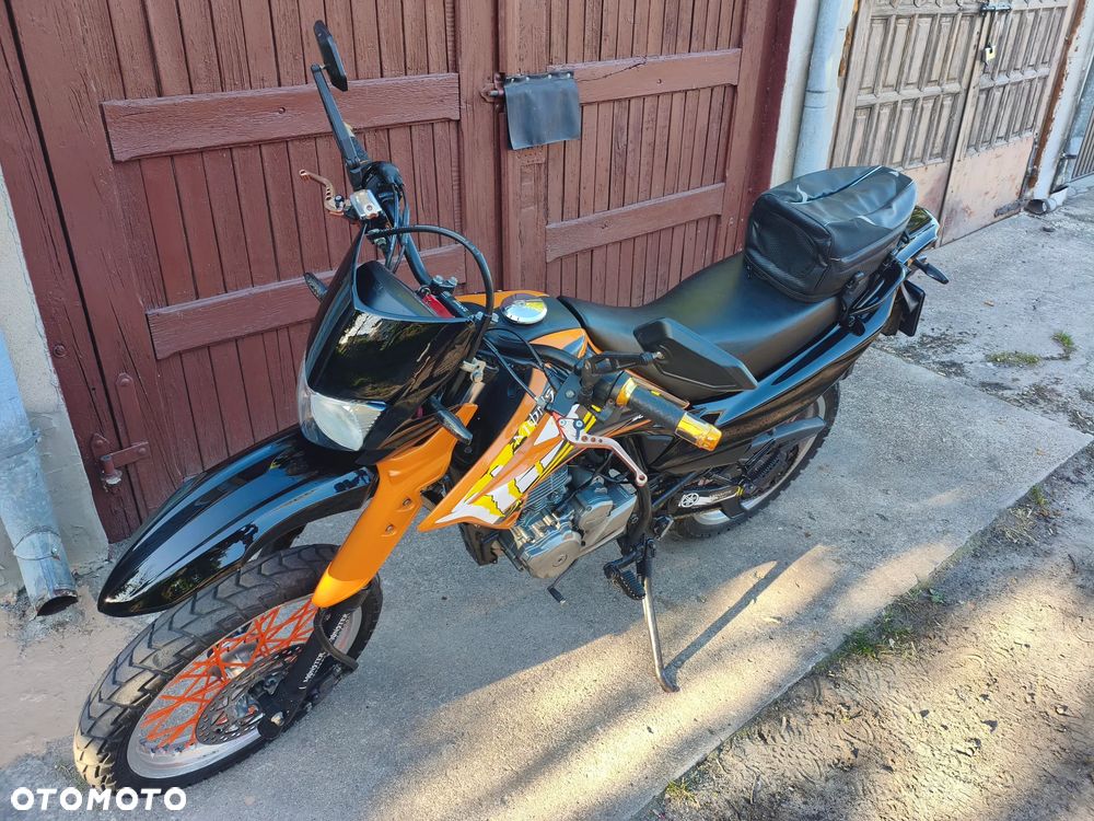 Suzuki DR - 3