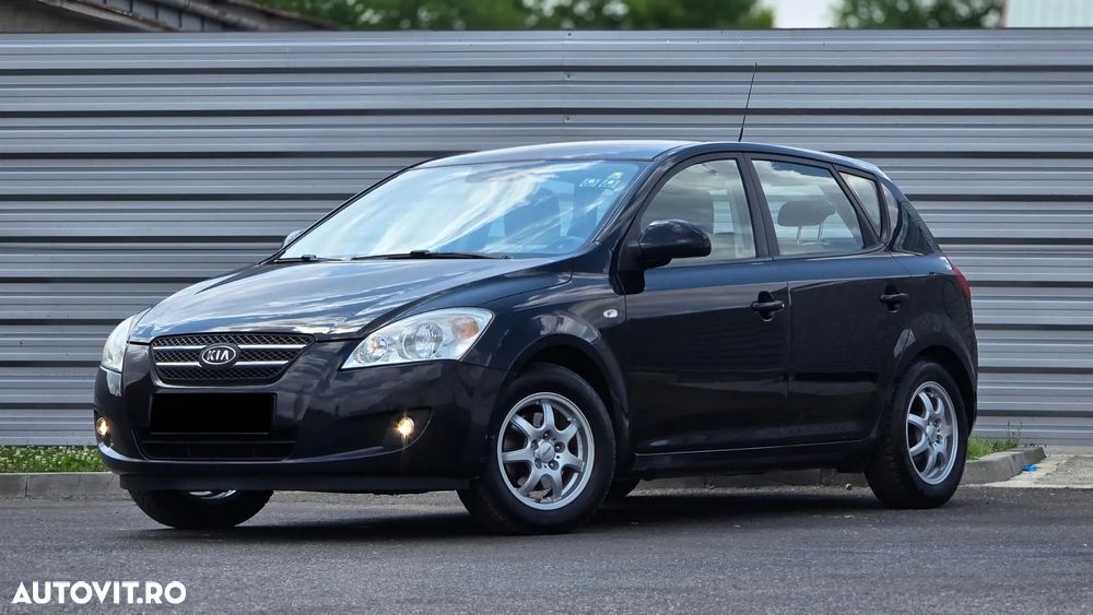 Kia Ceed 1.6 DSL LX BASE - 2