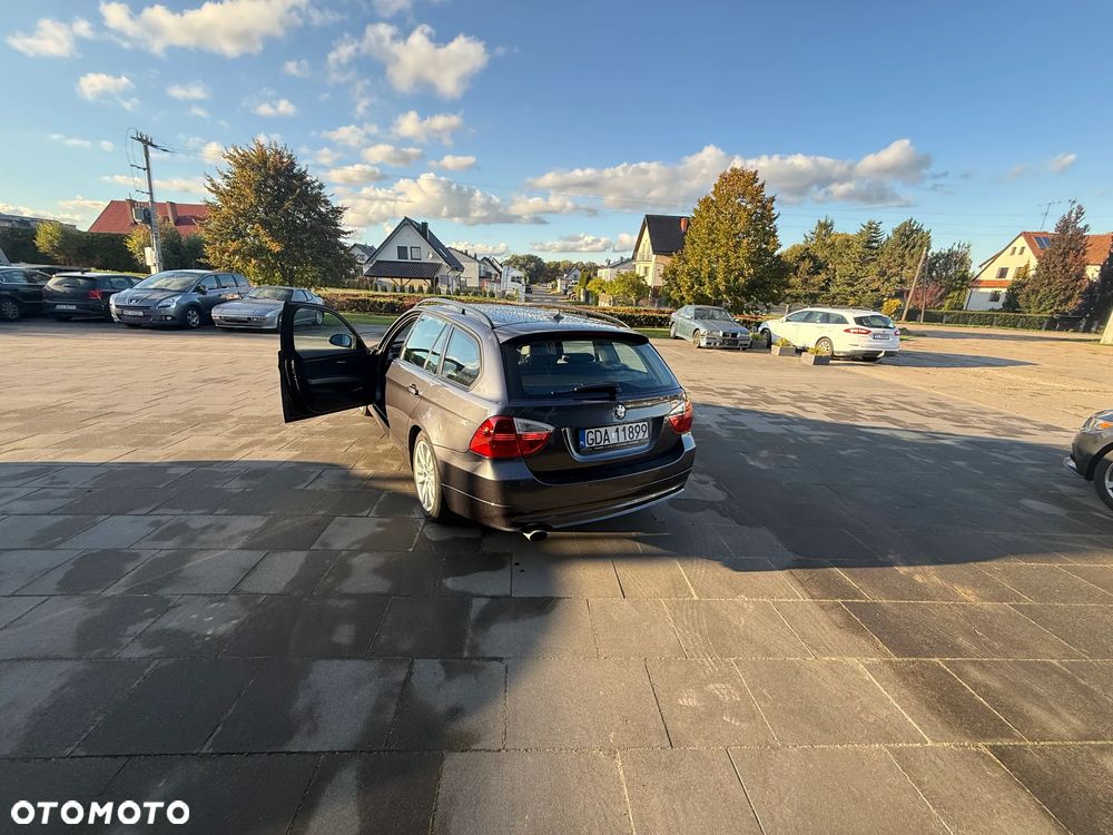 BMW Seria 3 - 11
