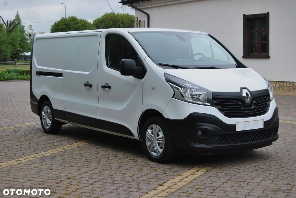 Renault Trafic - 2