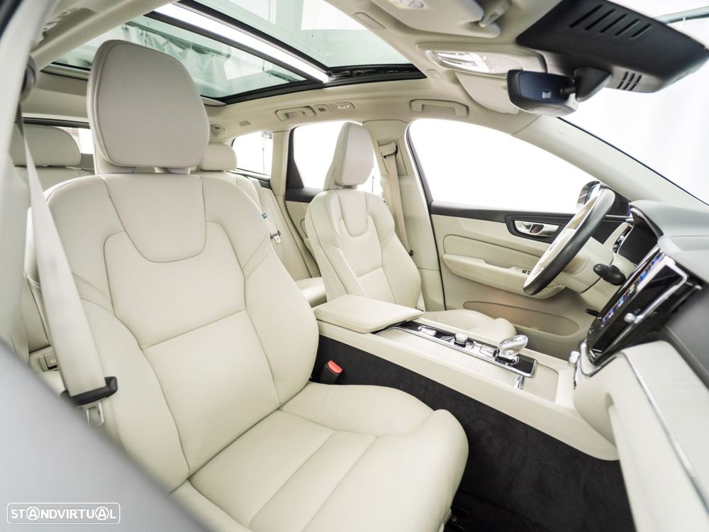 Volvo XC 60 2.0 T6 PHEV Inscription AWD - 41