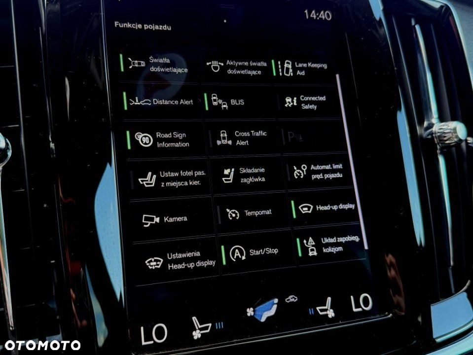 Volvo V90 Cross Country - 29