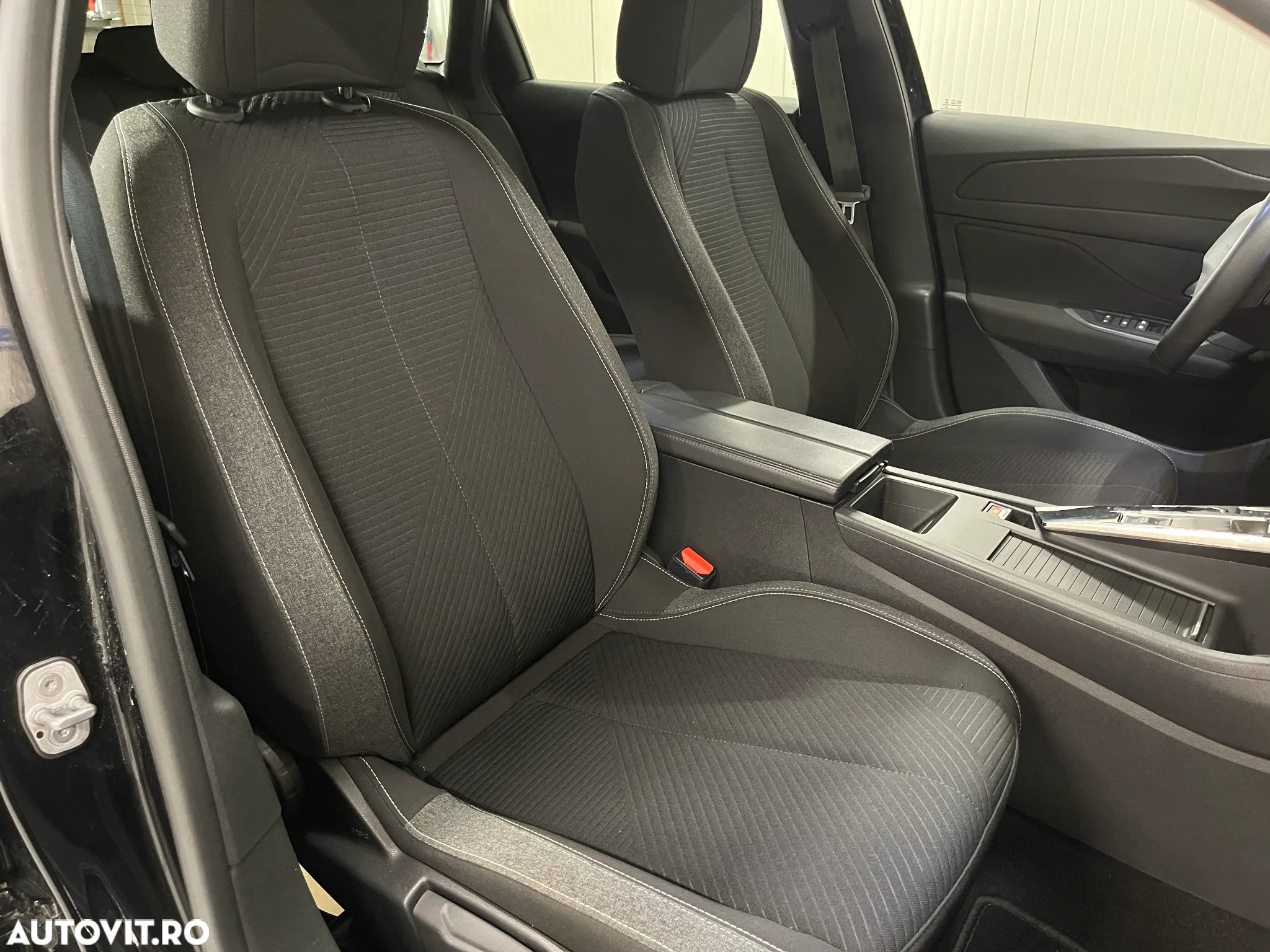 Peugeot 308 PureTech 130 EAT8 Active Pack - 9