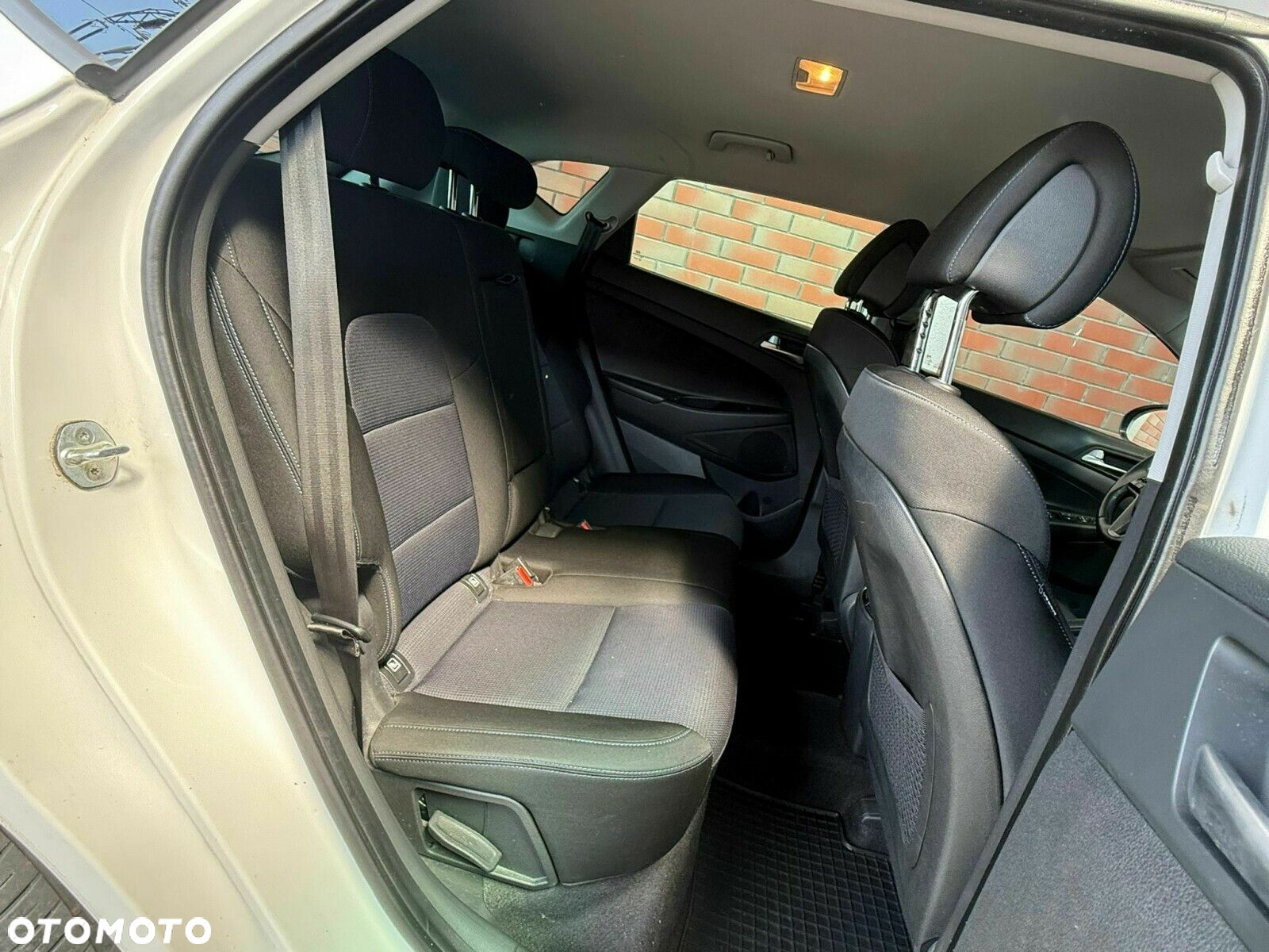 Hyundai Tucson 1.6 GDI BlueDrive Comfort 2WD - 13