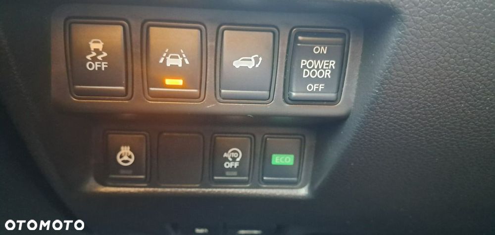 Nissan X-Trail - 18