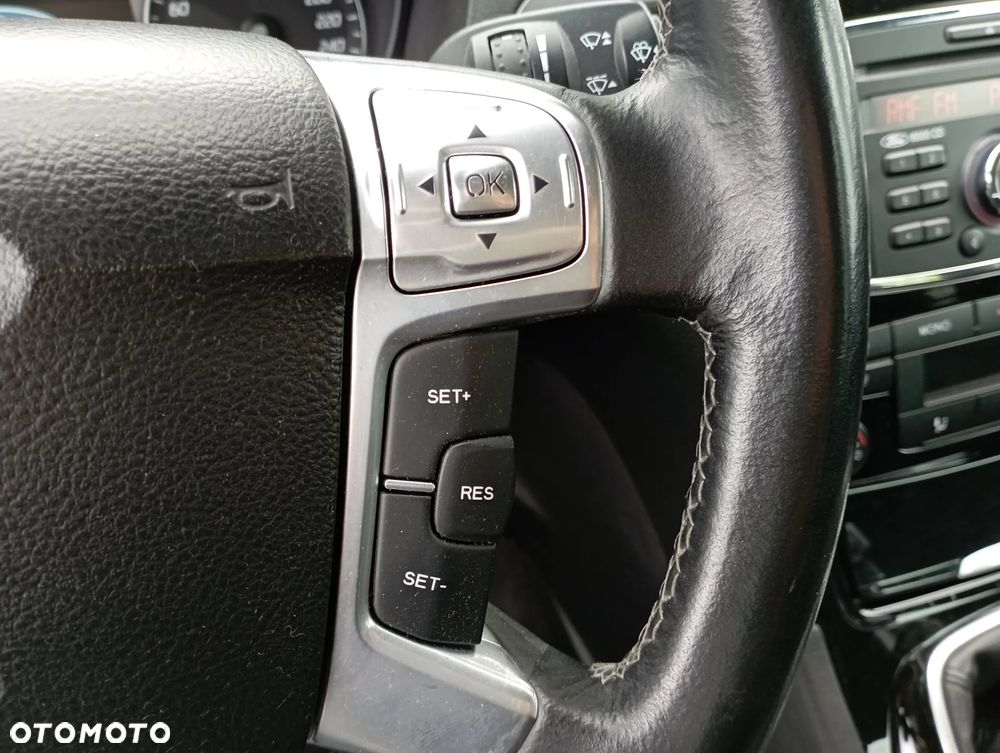 Ford S-Max - 27