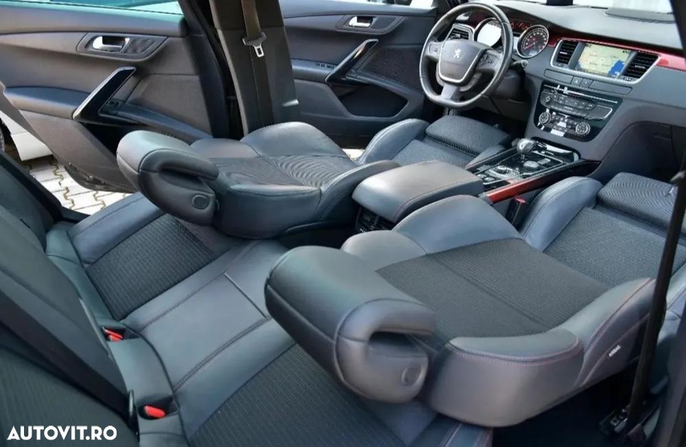 Peugeot 508 RXH Hybrid4 - 19