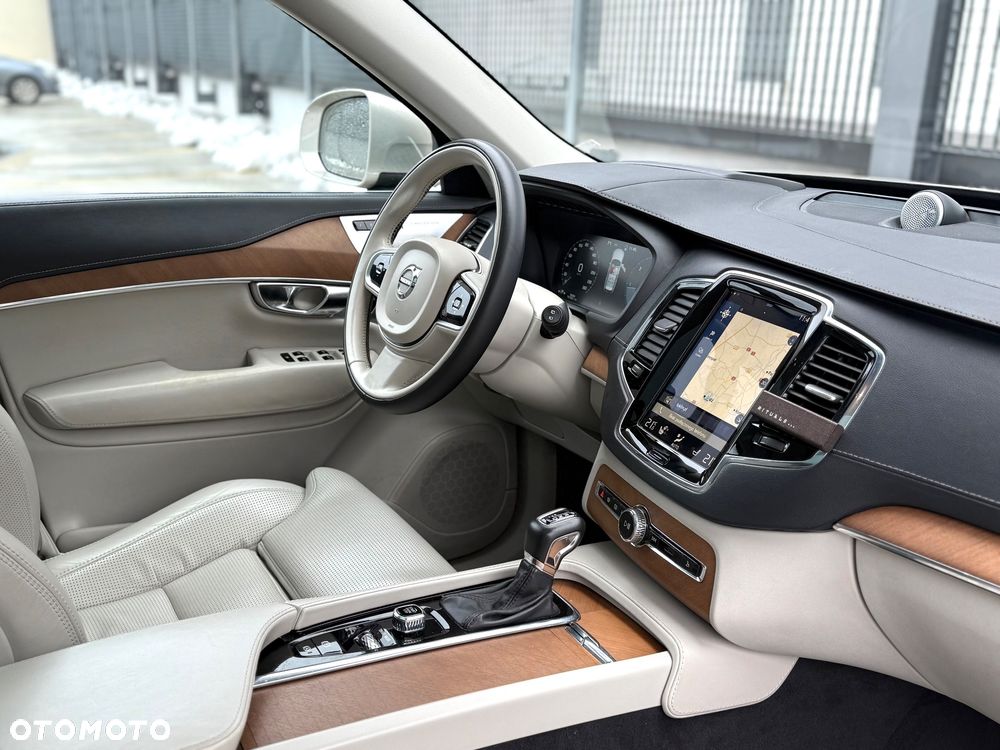 Volvo XC 90 D5 SCR AWD Inscription - 30