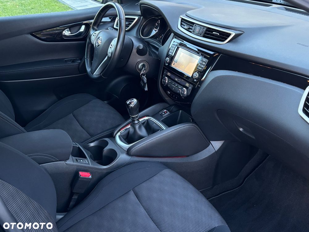Nissan Qashqai 1.2 DIG-T N-Connecta - 32