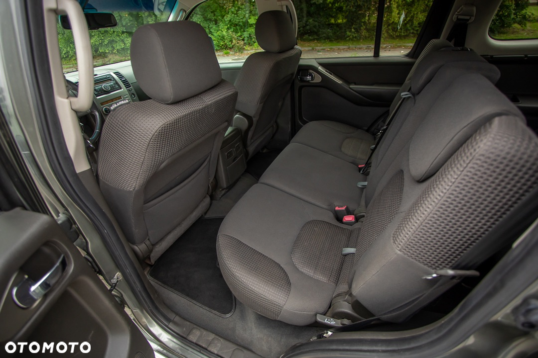 Nissan Pathfinder 2.5 D Platinum - 21