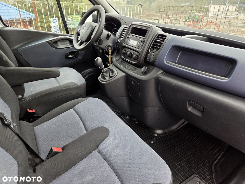 Opel VIVARO - 15