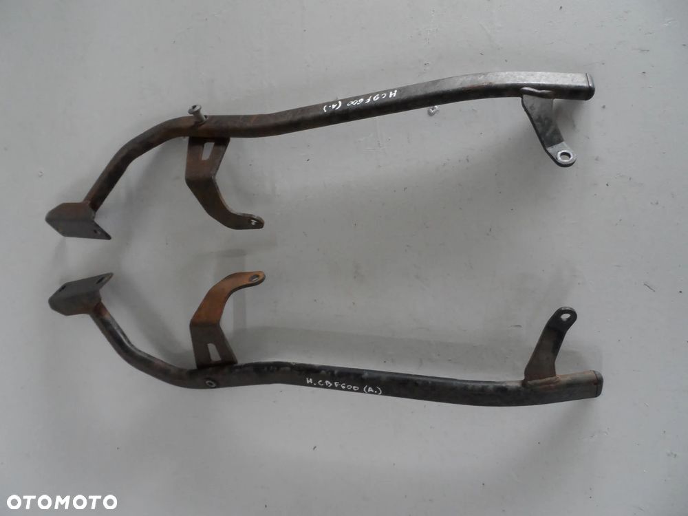 HONDA CBF 600 S 2004r stelaż pod kufer centralny, mocowanie kufra - 1