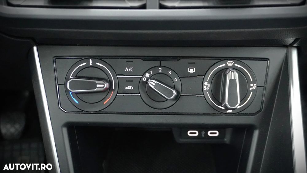 Volkswagen Polo - 23