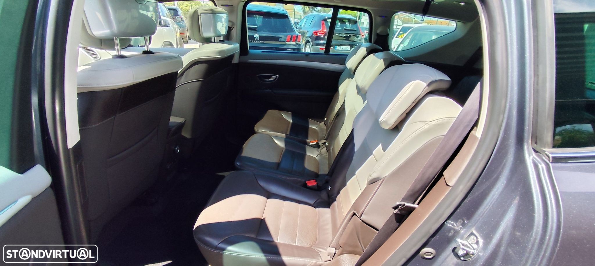 Renault Espace 1.6 dCi Initiale Paris EDC - 37