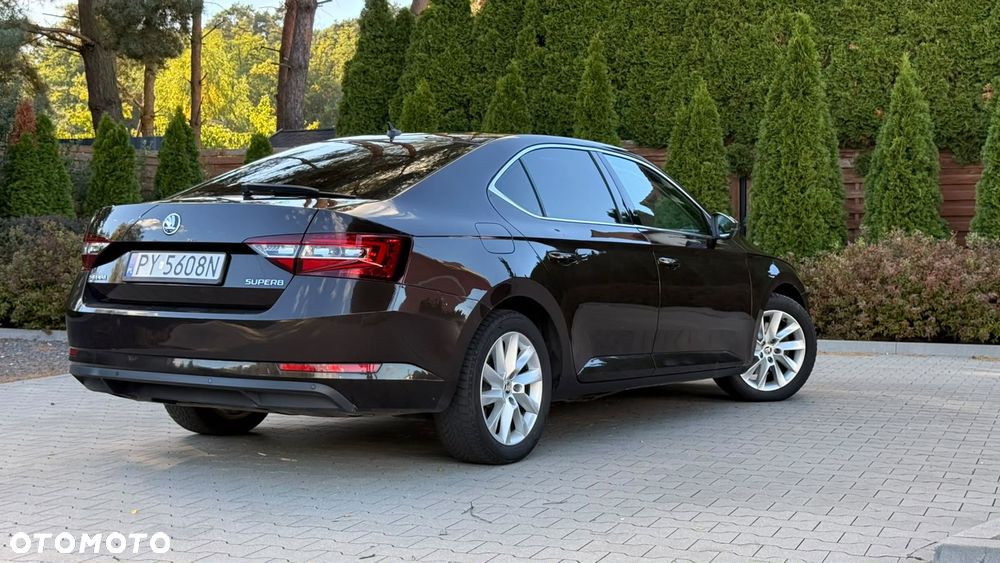 Skoda Superb 2.0 TDI Style - 21