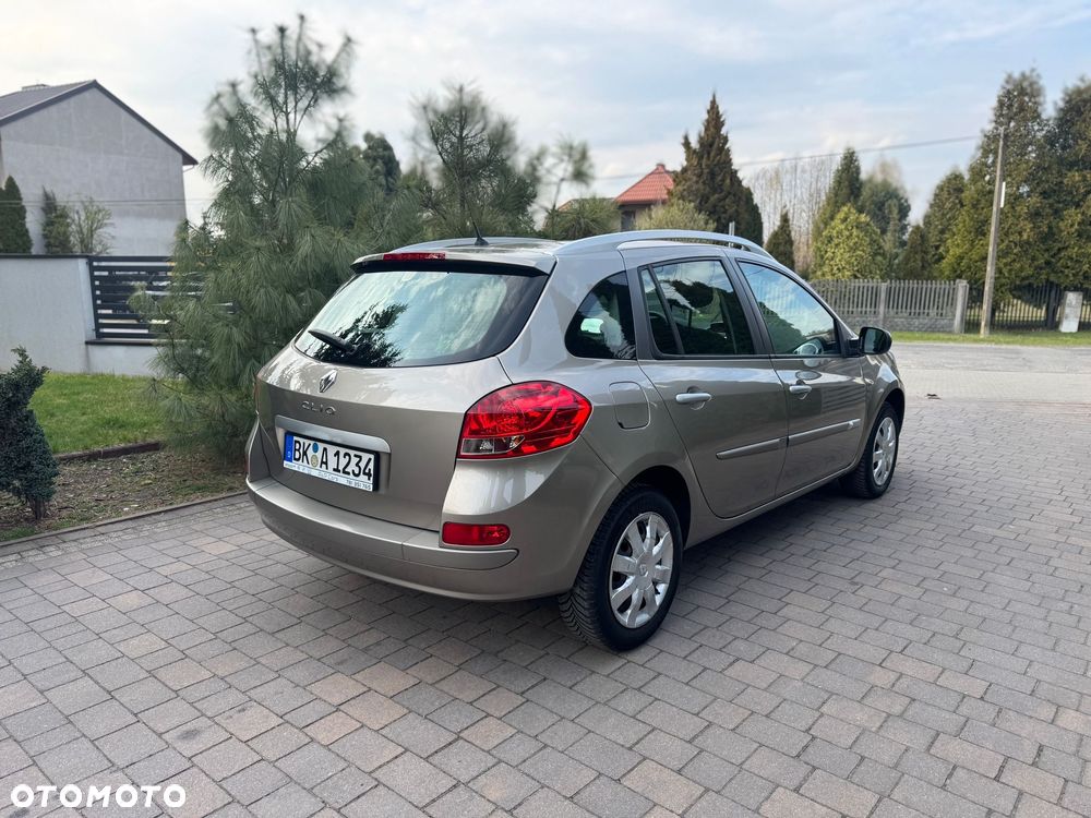 Renault Clio 1.2 16V TCE Initiale - 11