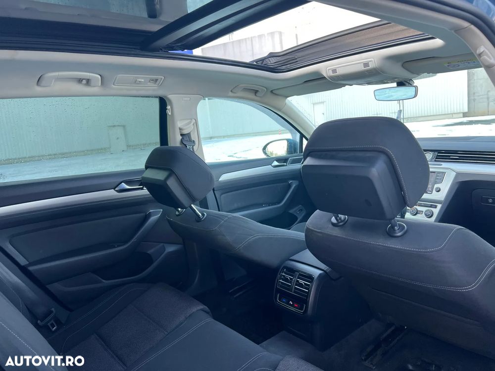 Volkswagen Passat 2.0 TDI DSG (BlueMotion Technology) Comfortline - 31