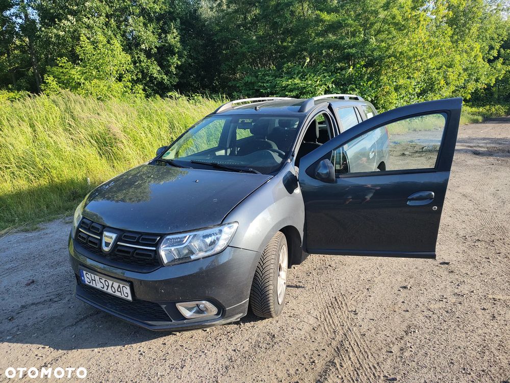 Dacia Logan TCe 90 Laureate - 6