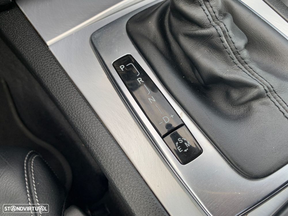 Mercedes-Benz E 220 CDI Avantgarde BlueEfficiency Auto. - 32