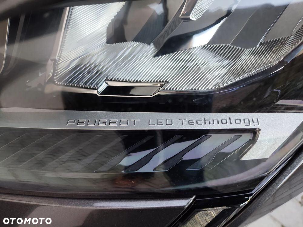 Peugeot 308 PureTech 130 EAT8 Allure Pack - 16