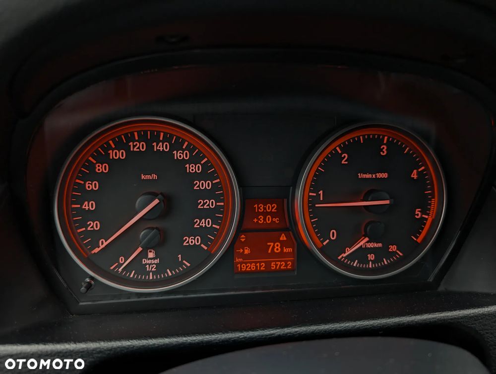 BMW X1 xDrive18d Sport Line - 17