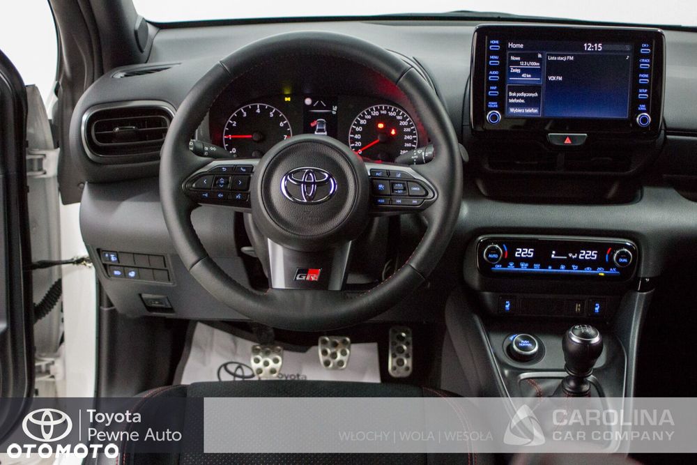Toyota Yaris - 4