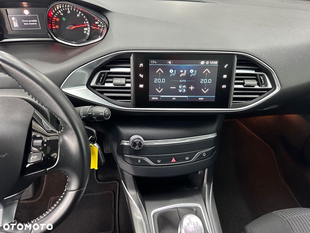 Peugeot 308 - 21
