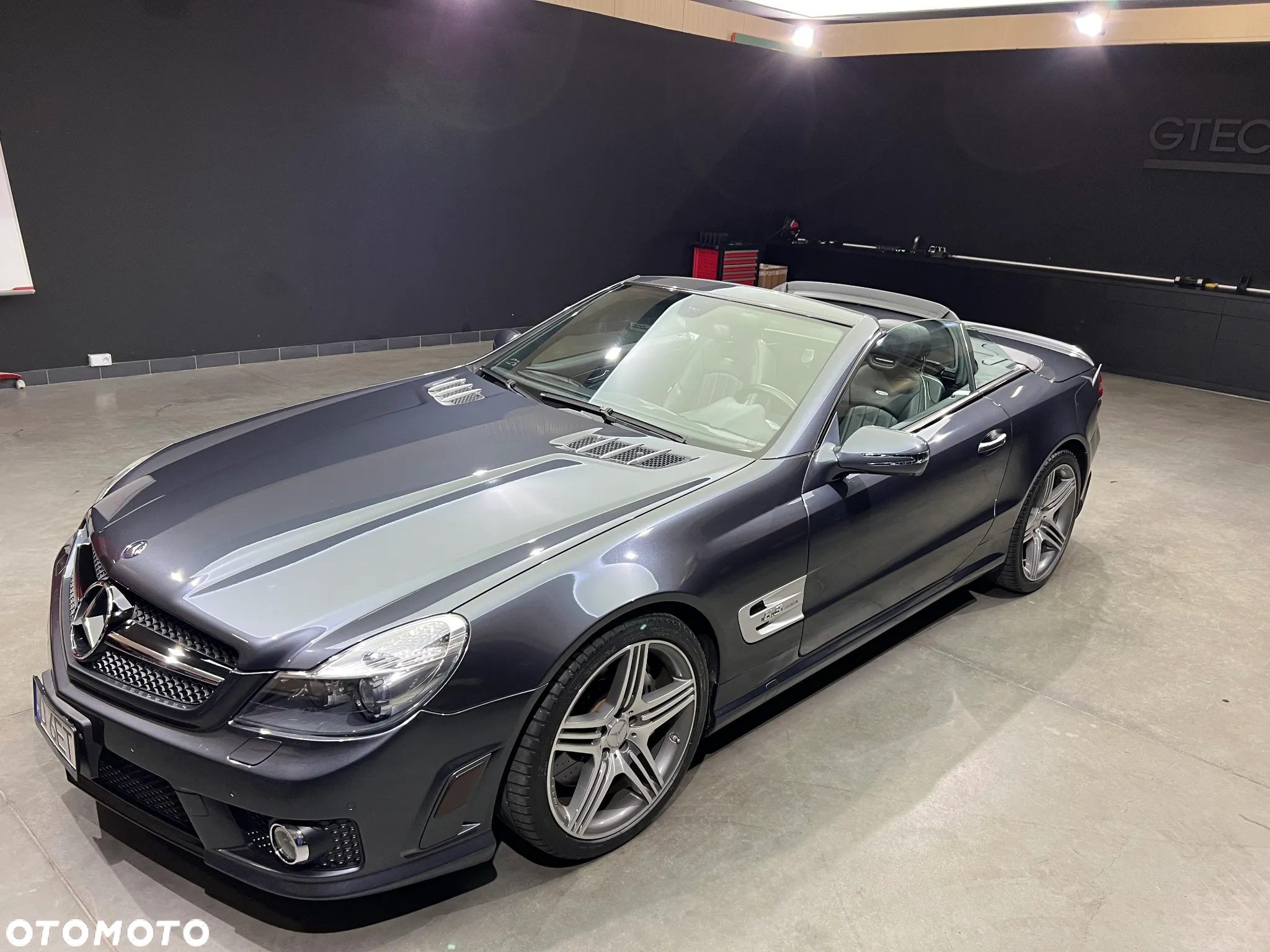 Mercedes-Benz SL 63 AMG SPEEDSHIFT MCT - 13